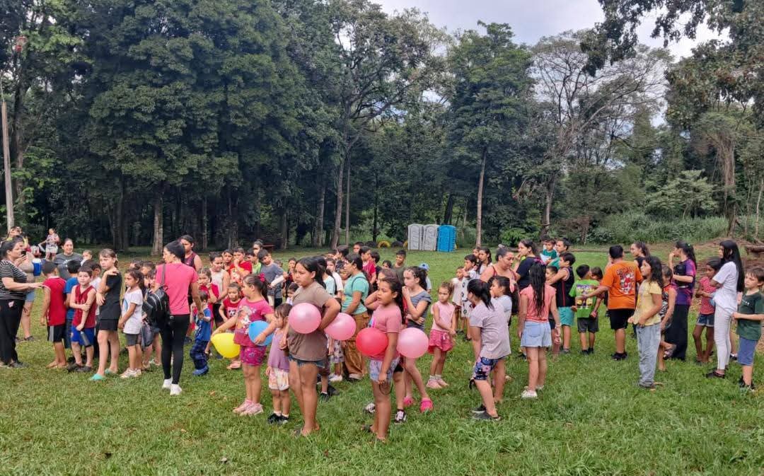 Barrio Cristo Redentor: niños celebraron la Pascua con juegos y actividades 2